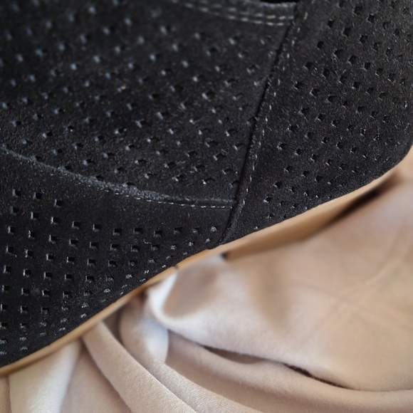 Kenneth Cole suede booties - Picture 13 of 16